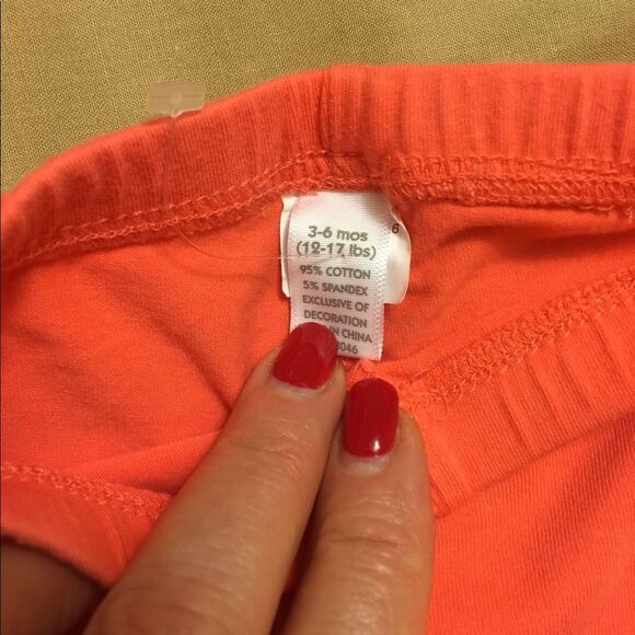 Little girls long sleeve top and bottom - Picture 8 of 8